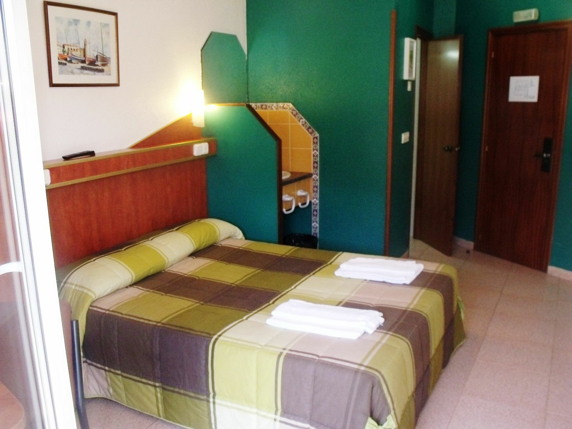 Hotel Ria De Bilbao Exterior photo